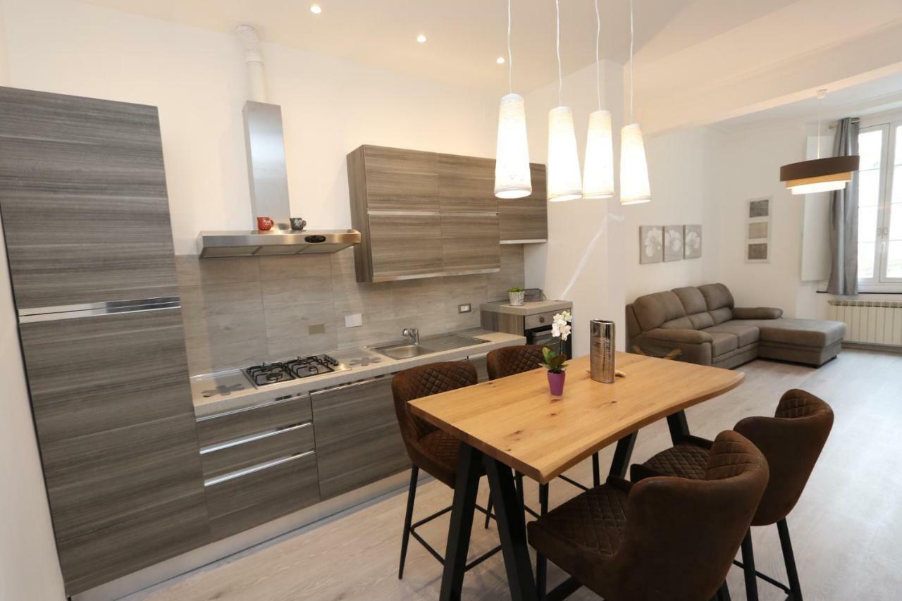 Lovely Apt Really Downtown - Free Private Parking Included! - Genoa Ngoại thất bức ảnh